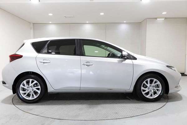 2016 Toyota Corolla Ascent Sport ZRE182R