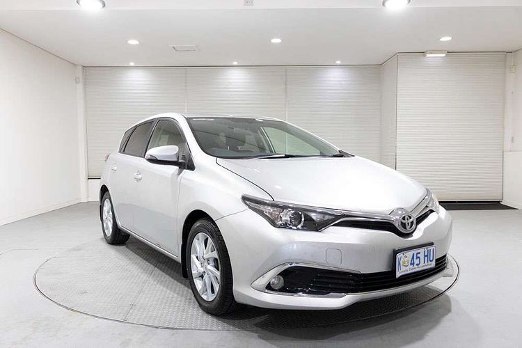 2016 Toyota Corolla Ascent Sport ZRE182R