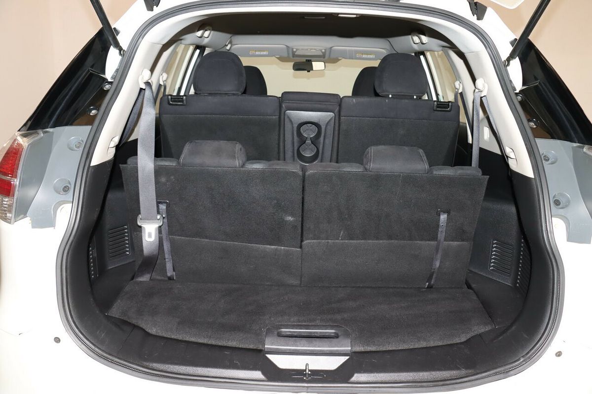 2016 Nissan X-TRAIL ST T32