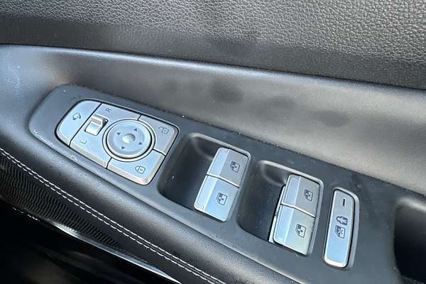 2022 Hyundai Santa Fe Hybrid Highlander TM.V4