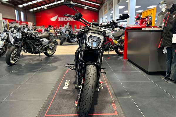 2022 Ducati XDIAVEL NERA