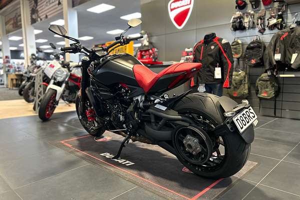 2022 Ducati XDIAVEL NERA