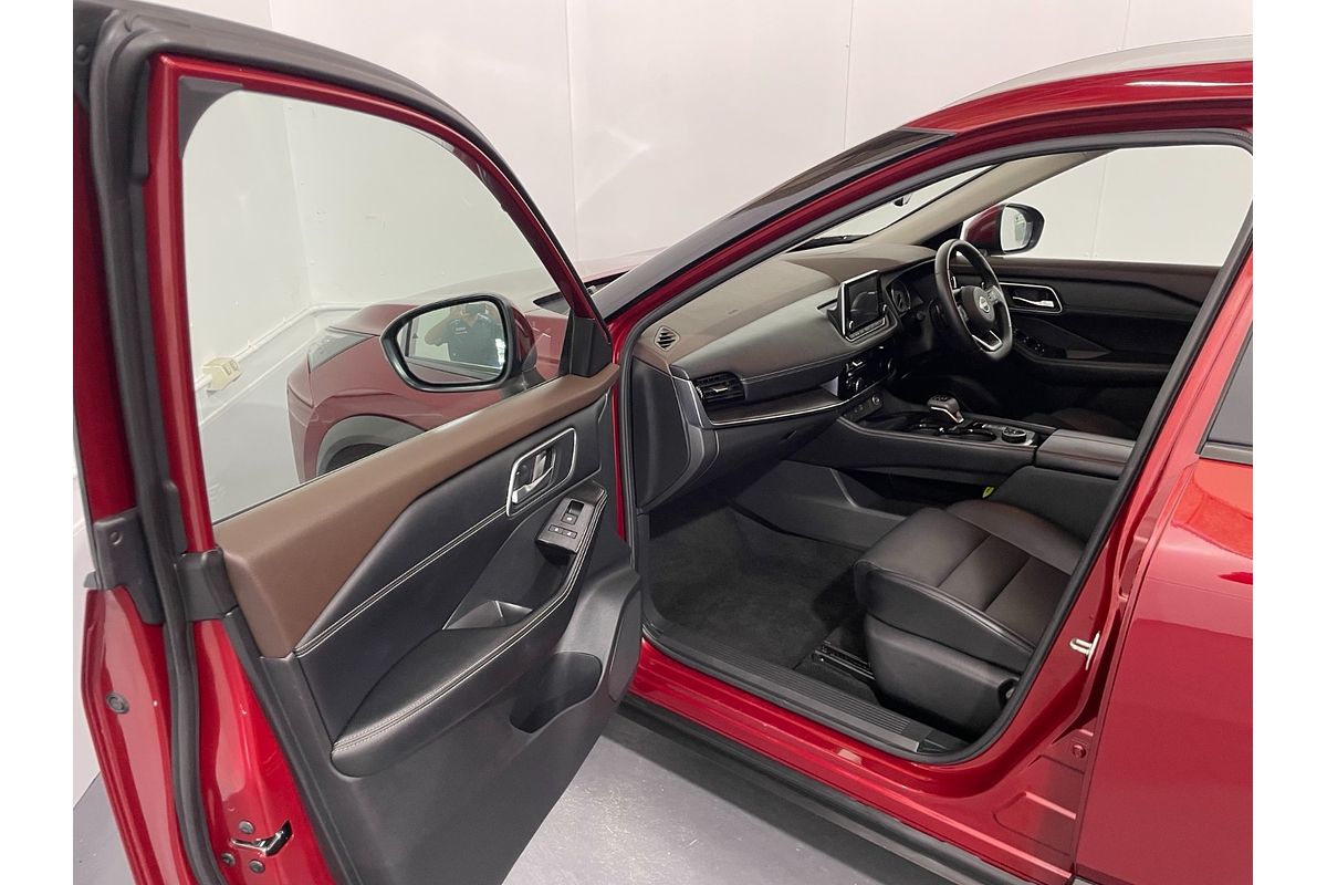 2023 Nissan X-TRAIL ST-L T33
