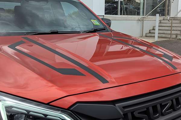 2024 Isuzu D-MAX BLADE 4X4