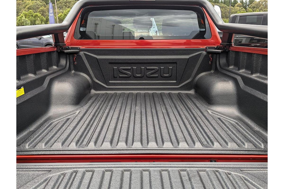 2024 Isuzu D-MAX BLADE 4X4