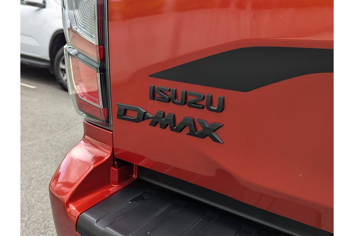 2024 Isuzu D-MAX BLADE 4X4