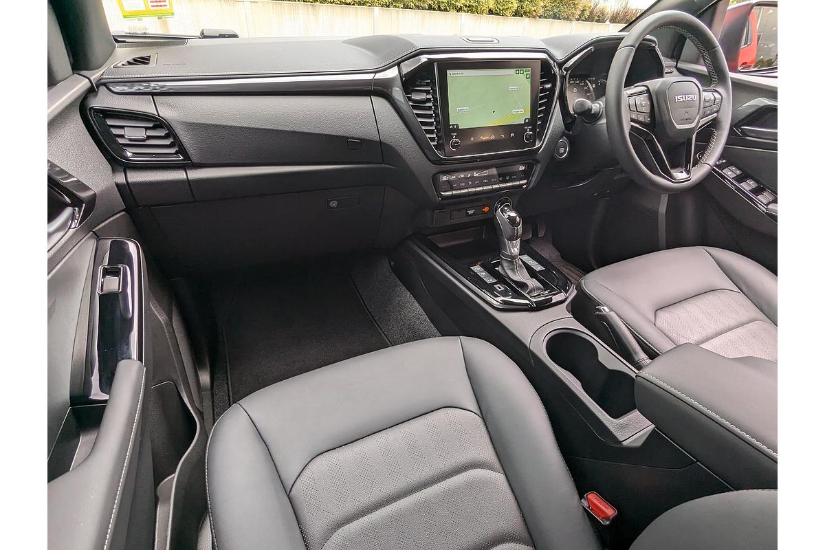 2024 Isuzu D-MAX BLADE 4X4