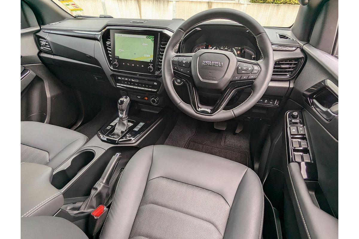 2024 Isuzu D-MAX BLADE 4X4
