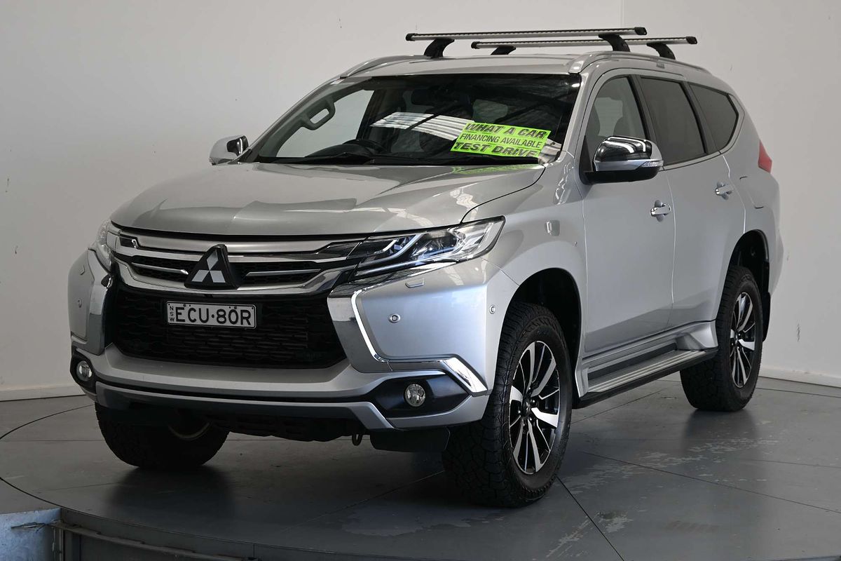 2017 Mitsubishi Pajero GLS NX