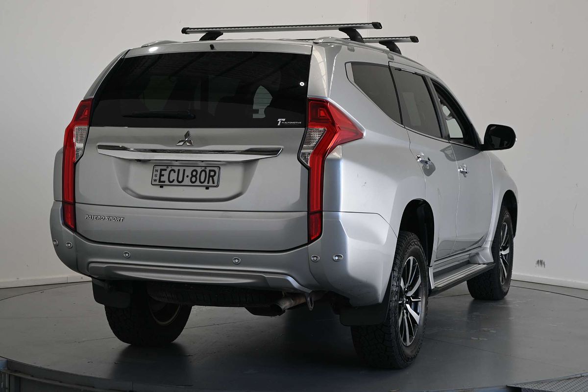2017 Mitsubishi Pajero GLS NX