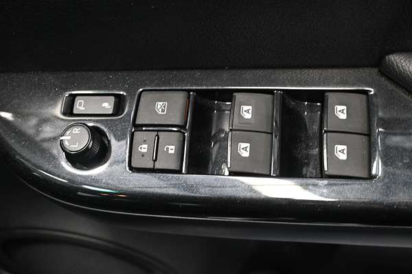 2024 Toyota Hilux Rogue 48V GUN126R 4X4