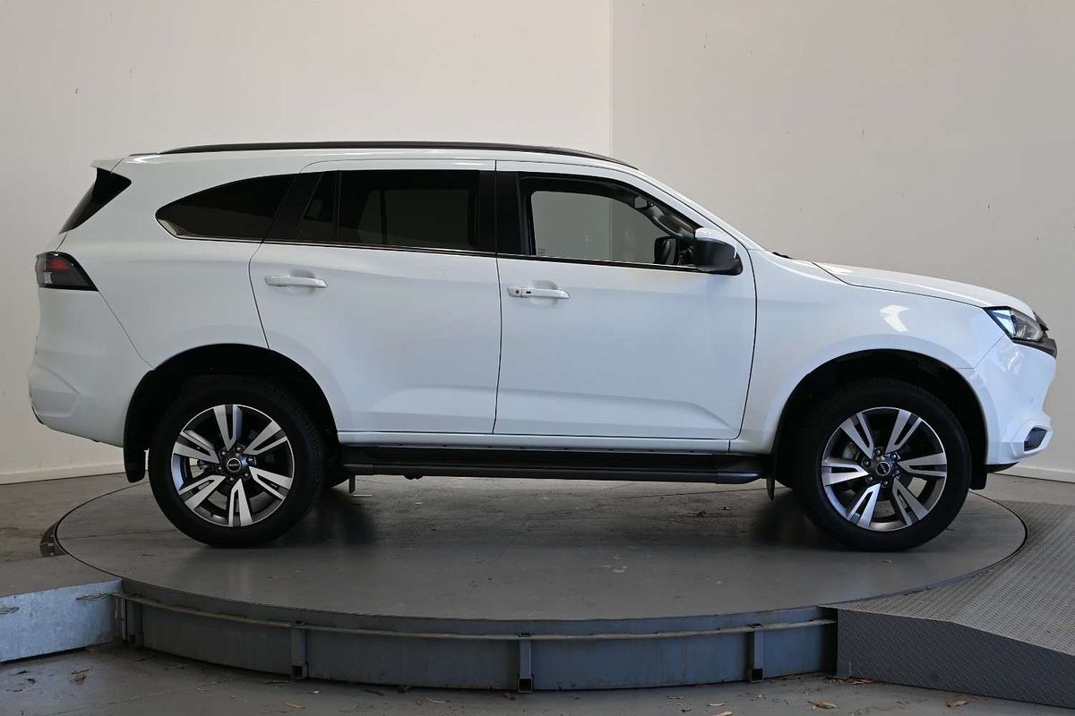 2023 Isuzu MU-X LS-T