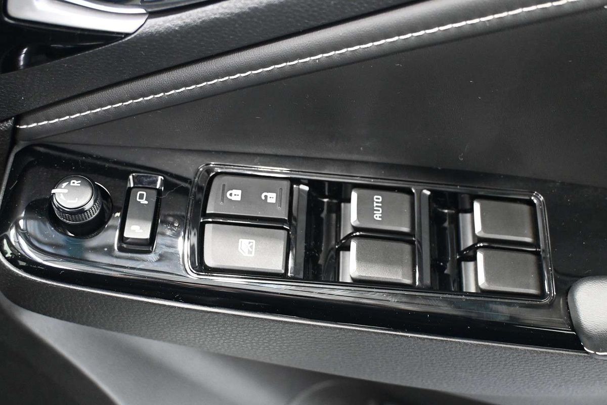 2023 Isuzu MU-X LS-T