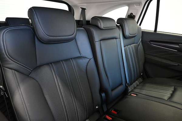 2023 Isuzu MU-X LS-T