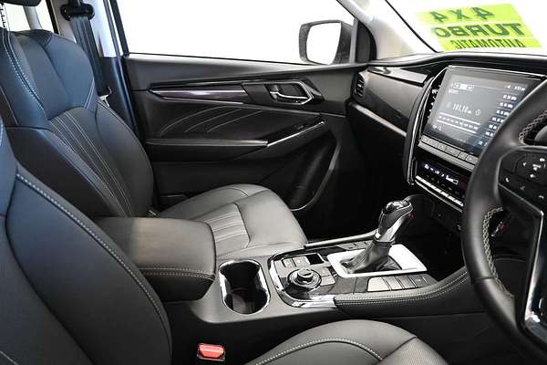 2023 Isuzu MU-X LS-T