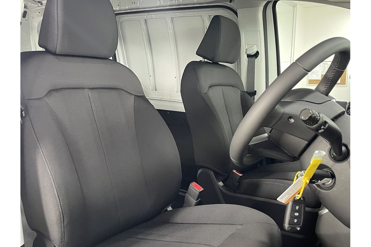 2025 Hyundai Staria Load 2S 2.2D Twin Swing US4.V3 MY25