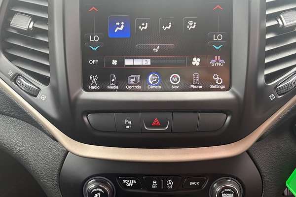 2015 Jeep Cherokee Limited (4x4) KL MY16