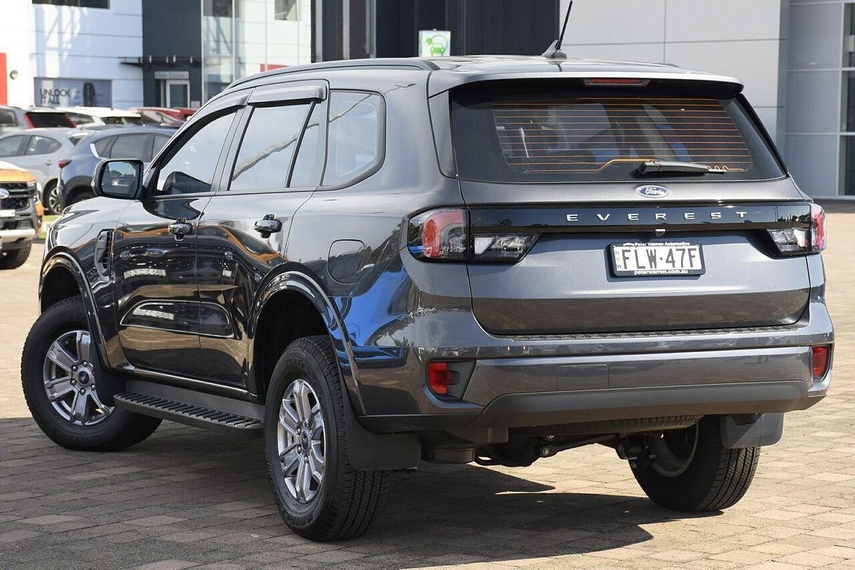 2024 Ford Everest Ambiente 2.0L