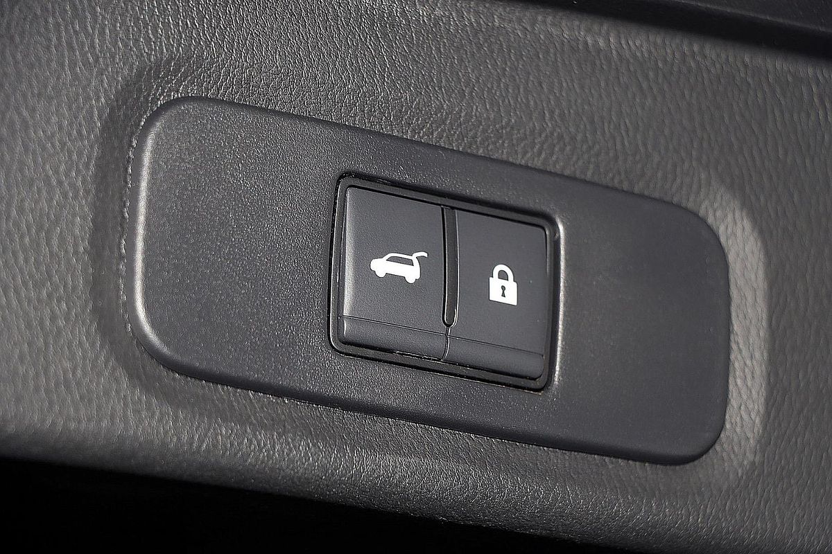 2024 Nissan QASHQAI TI e-POWER J12