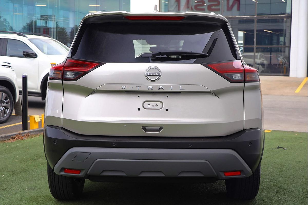 2024 Nissan X-TRAIL ST-L T33