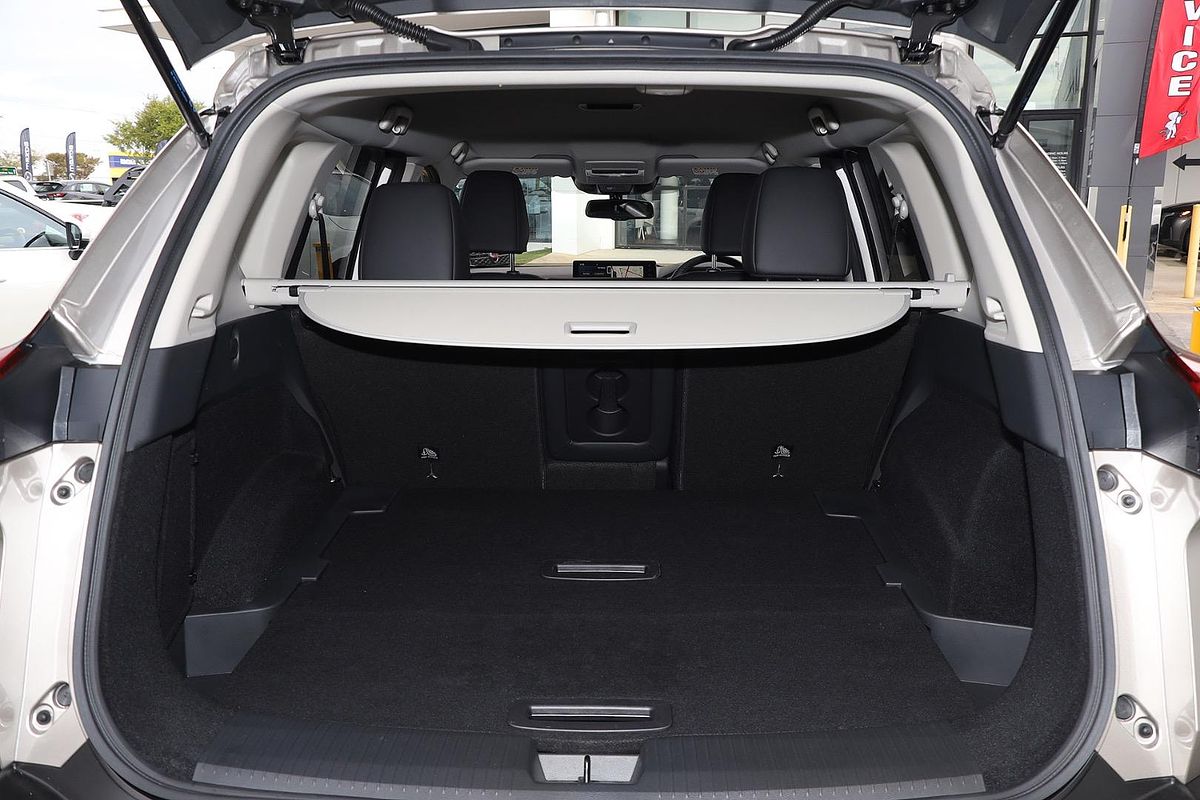 2024 Nissan X-TRAIL ST-L T33