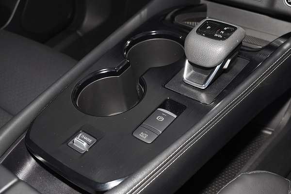2024 Nissan X-TRAIL ST-L T33