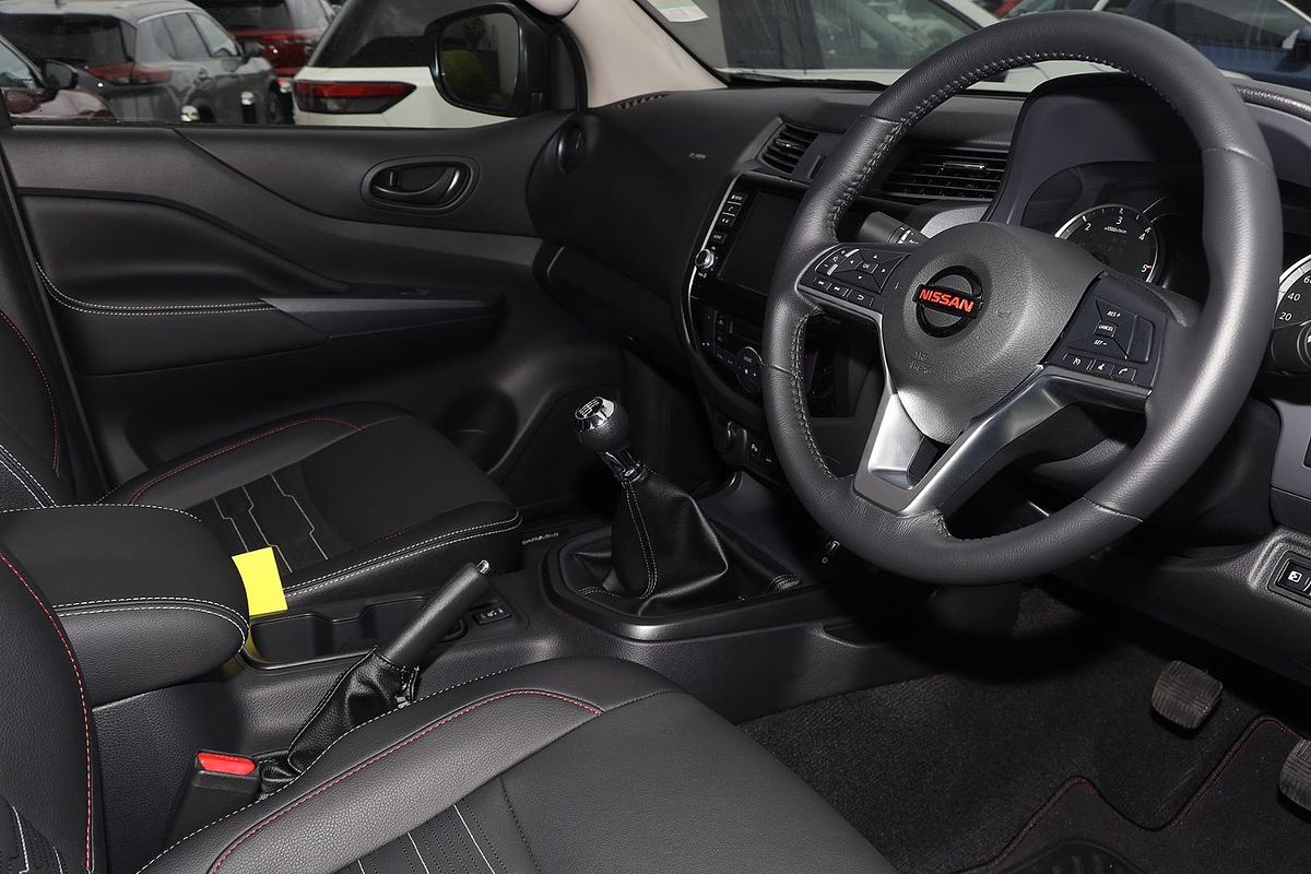 2024 Nissan Navara PRO-4X D23 4X4