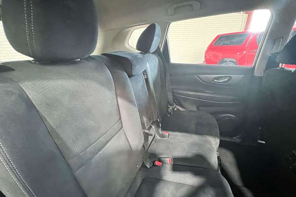 2016 Nissan X-TRAIL ST T32