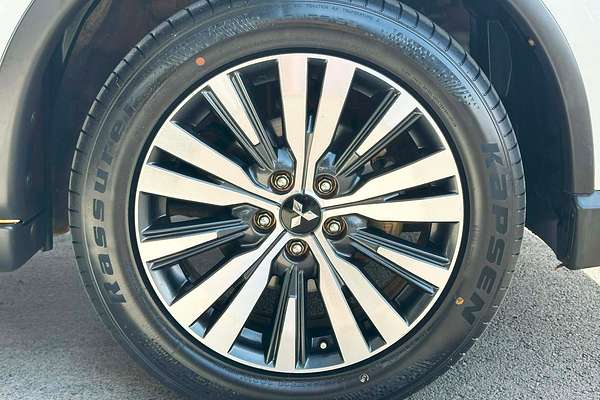 2020 Mitsubishi Outlander ES ZL