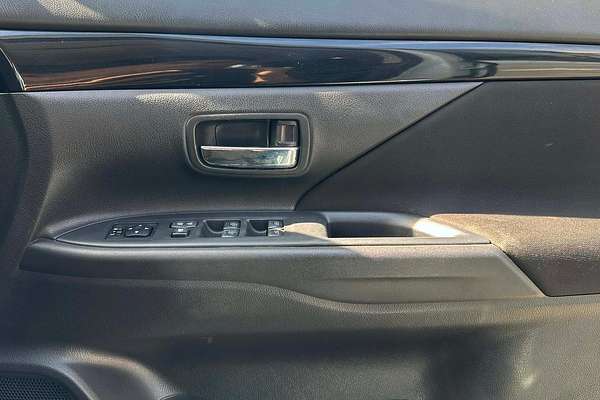 2020 Mitsubishi Outlander ES ZL