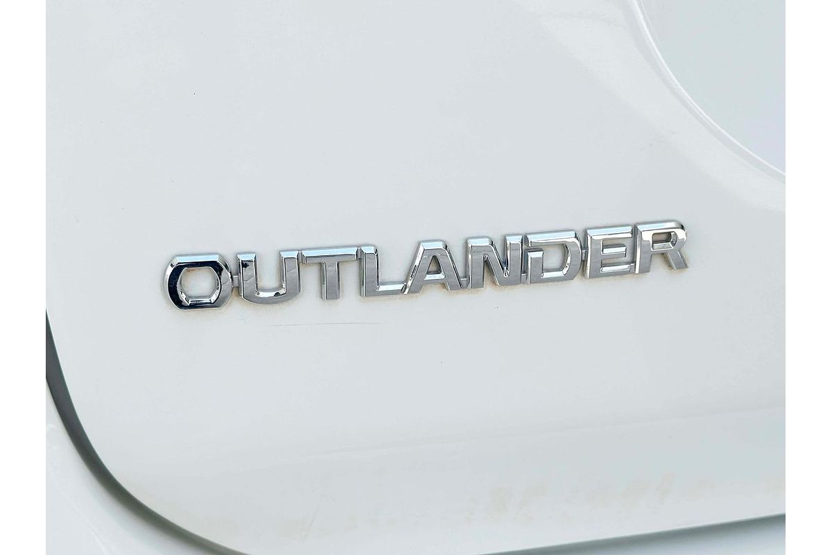 2020 Mitsubishi Outlander ES ZL