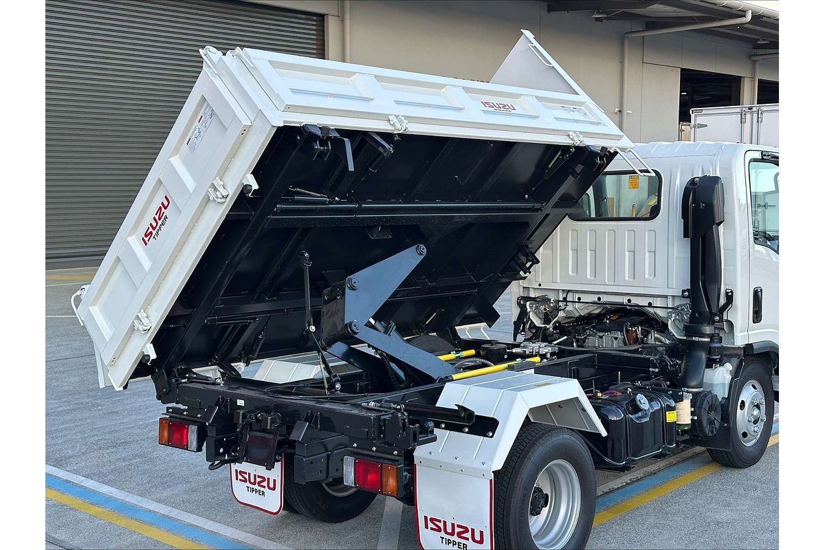 2025 Isuzu NMR 60/45-150 AMT Tri-Tipper NO ADBLUE  SWB
