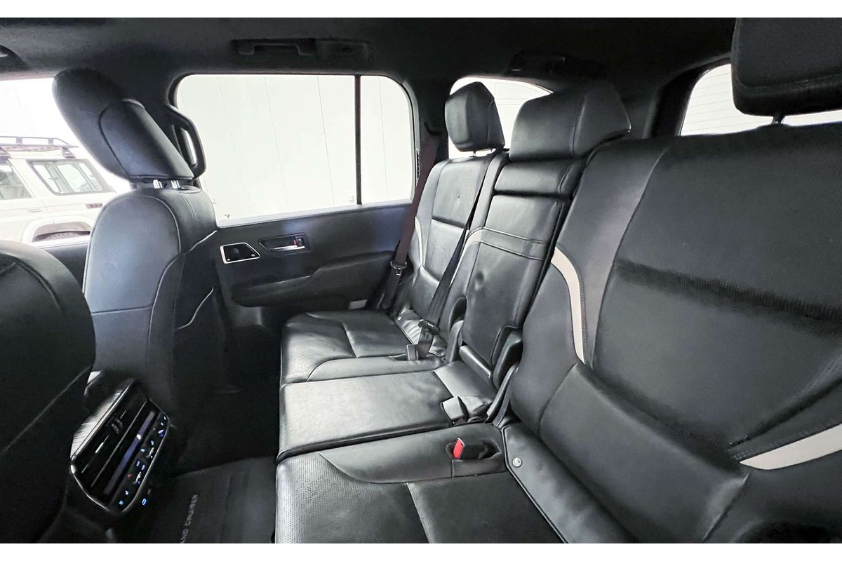 2022 Toyota Landcruiser GR Sport FJA300R