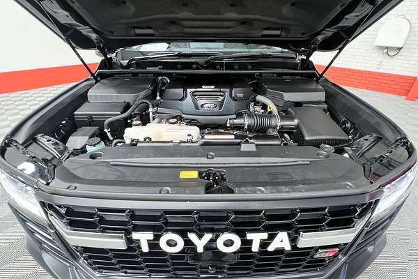 2022 Toyota Landcruiser GR Sport FJA300R