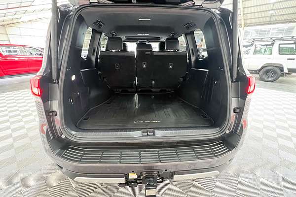 2022 Toyota Landcruiser GR Sport FJA300R