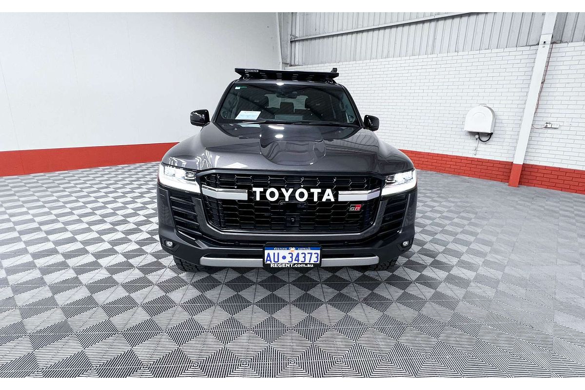 2022 Toyota Landcruiser GR Sport FJA300R