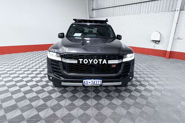 2022 Toyota Landcruiser GR Sport FJA300R