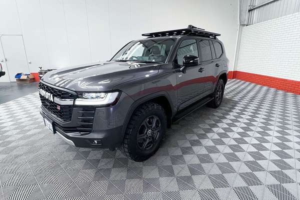 2022 Toyota Landcruiser GR Sport FJA300R