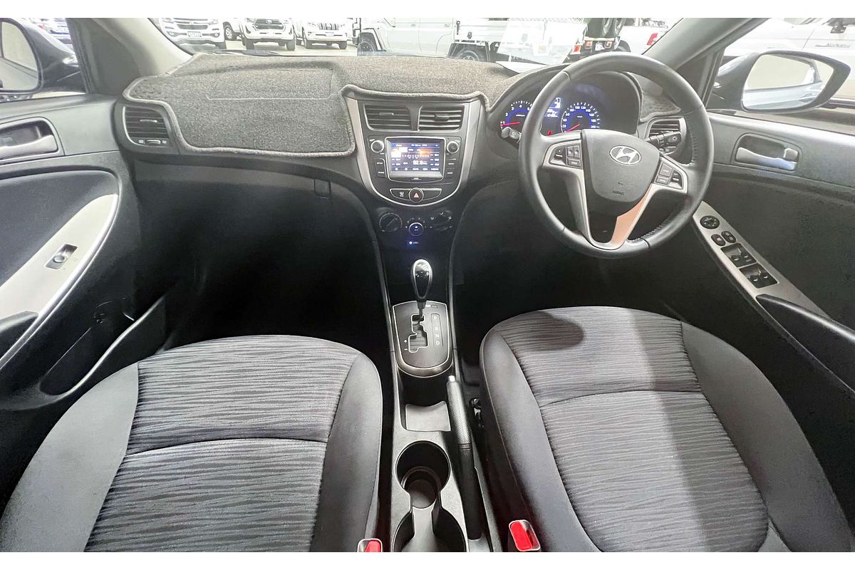2017 Hyundai Accent Sport RB6