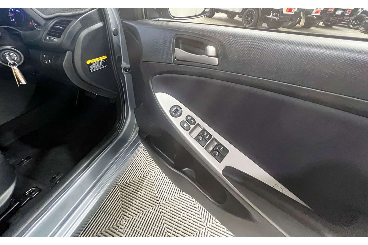 2017 Hyundai Accent Sport RB6