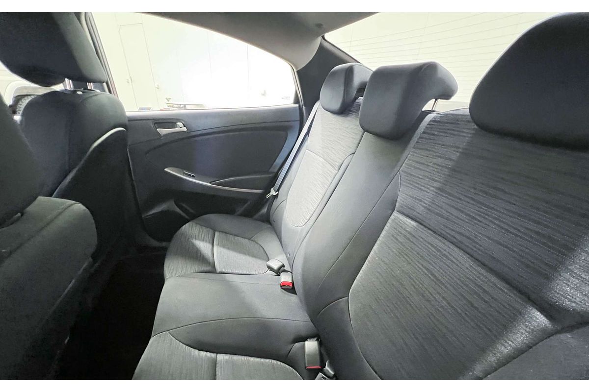 2017 Hyundai Accent Sport RB6