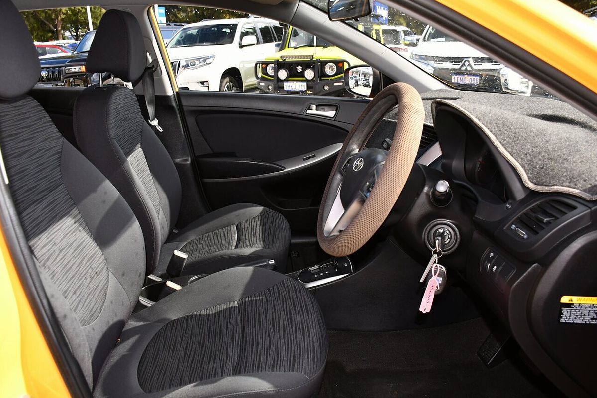 2015 Hyundai Accent Active RB3