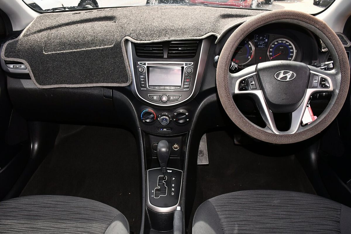 2015 Hyundai Accent Active RB3