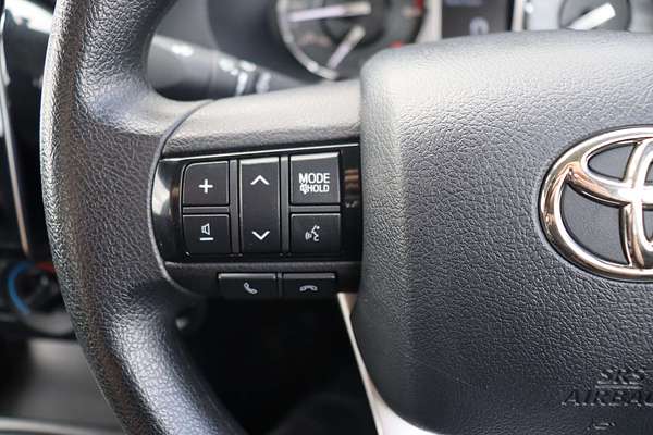 2023 Toyota Hilux SR GUN126R 4X4