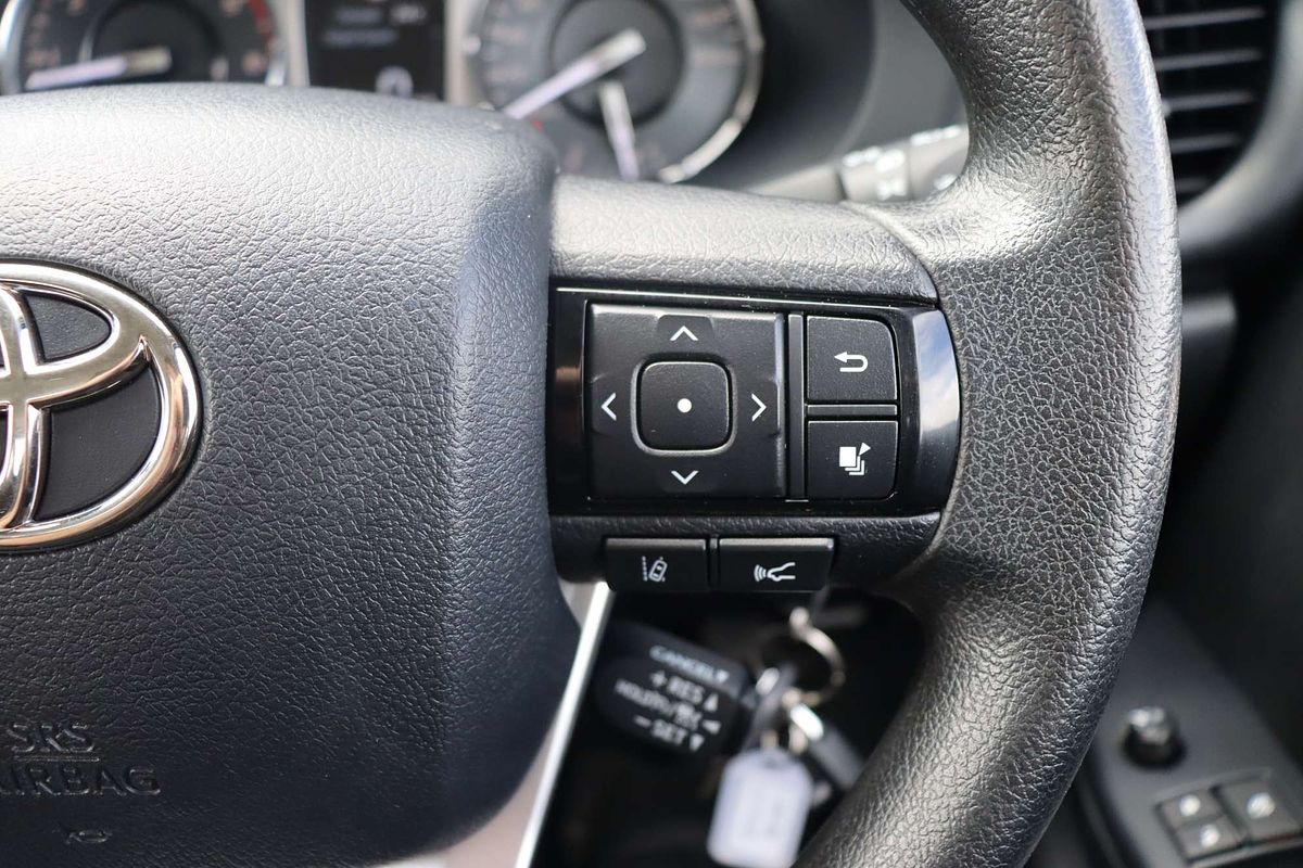 2023 Toyota Hilux SR GUN126R 4X4