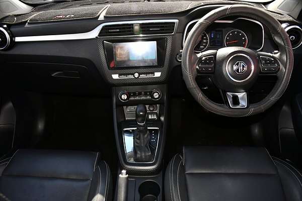 2018 MG ZS Essence AZS1