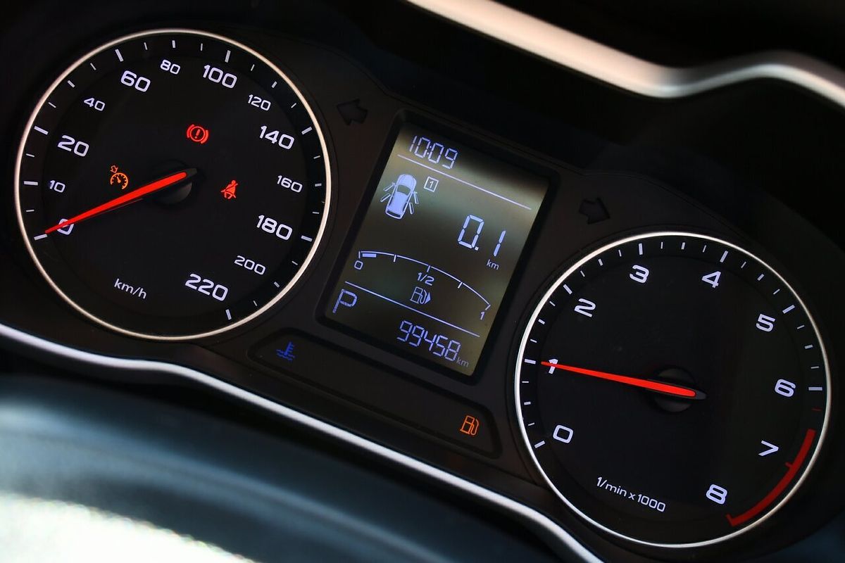 2018 MG ZS Essence AZS1