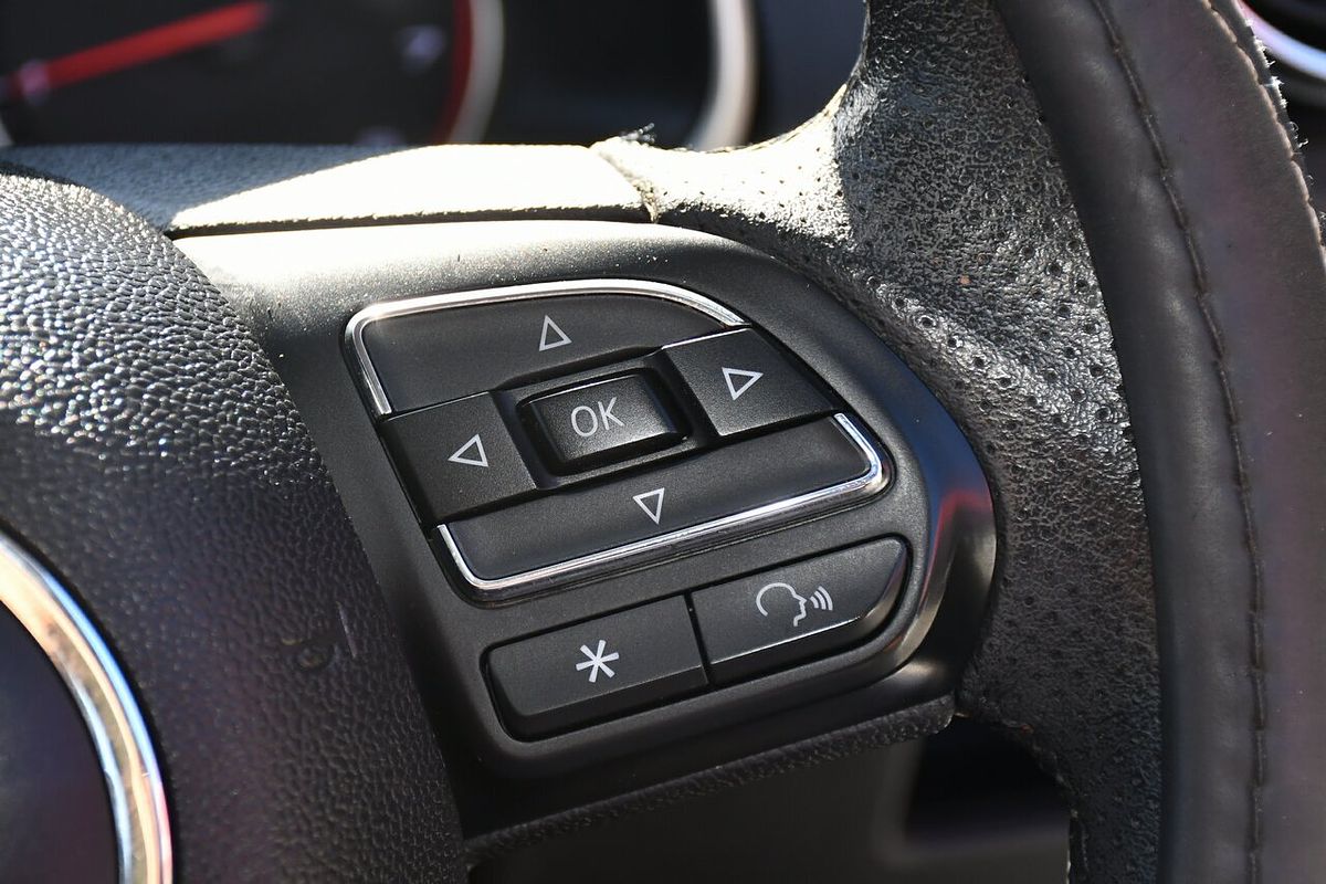 2018 MG ZS Essence AZS1
