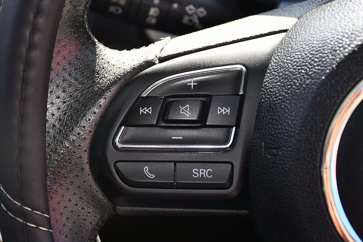 2018 MG ZS Essence AZS1