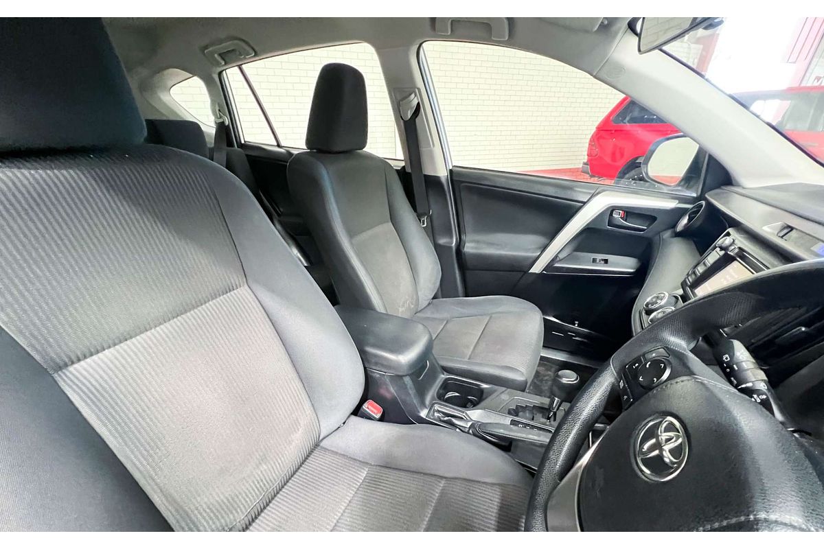 2018 Toyota RAV4 GX ASA44R